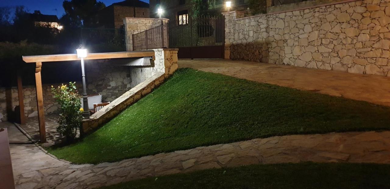 Casa Rural El Pilon Torre Val De San Pedro Екстер'єр фото